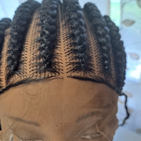 Braided wig - Picture 7 of 8